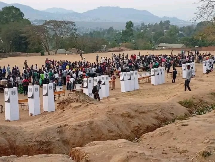 Malawi iniciou contagem de votos.jpg