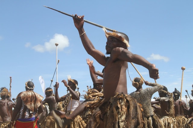 Mocambique participa no festival internacional do povo ngoni no malawi.jpg