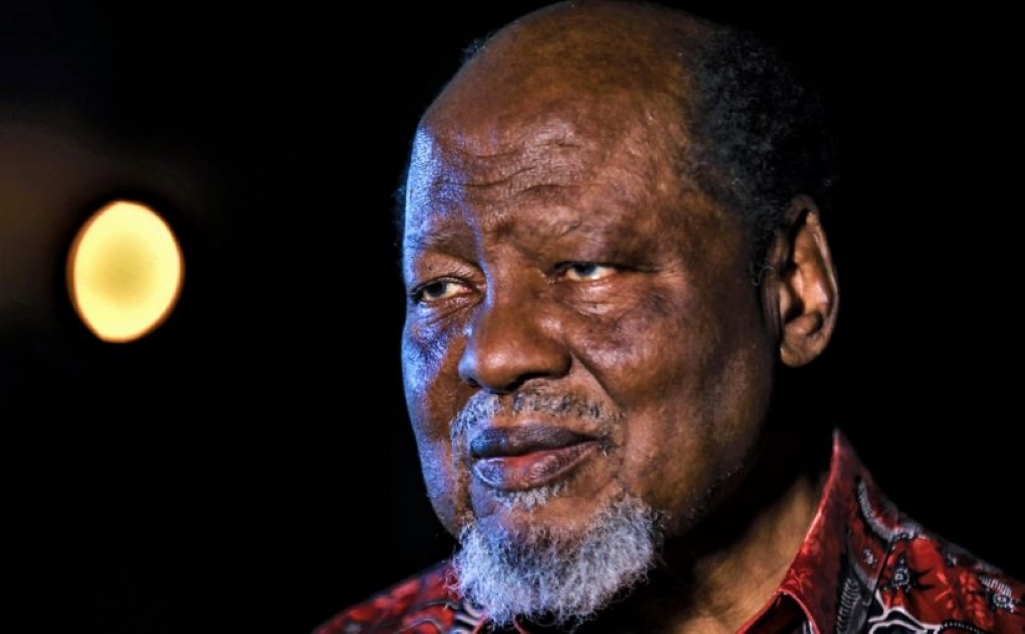 Chefe do estado felicita hoje joaquim chissano pelos 85o aniversario.jpg