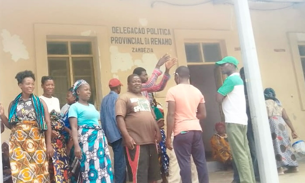 Desmobilizados voltam a encerrar delegacao da renamo em quelimane.jpeg