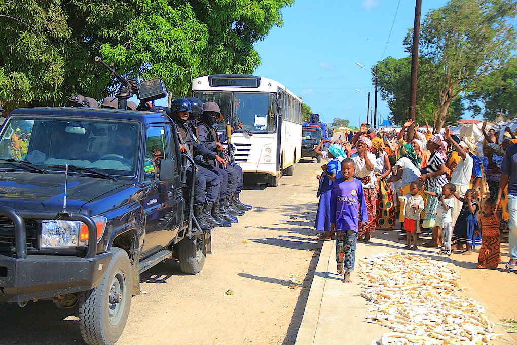 Return to nanduadua.jpg