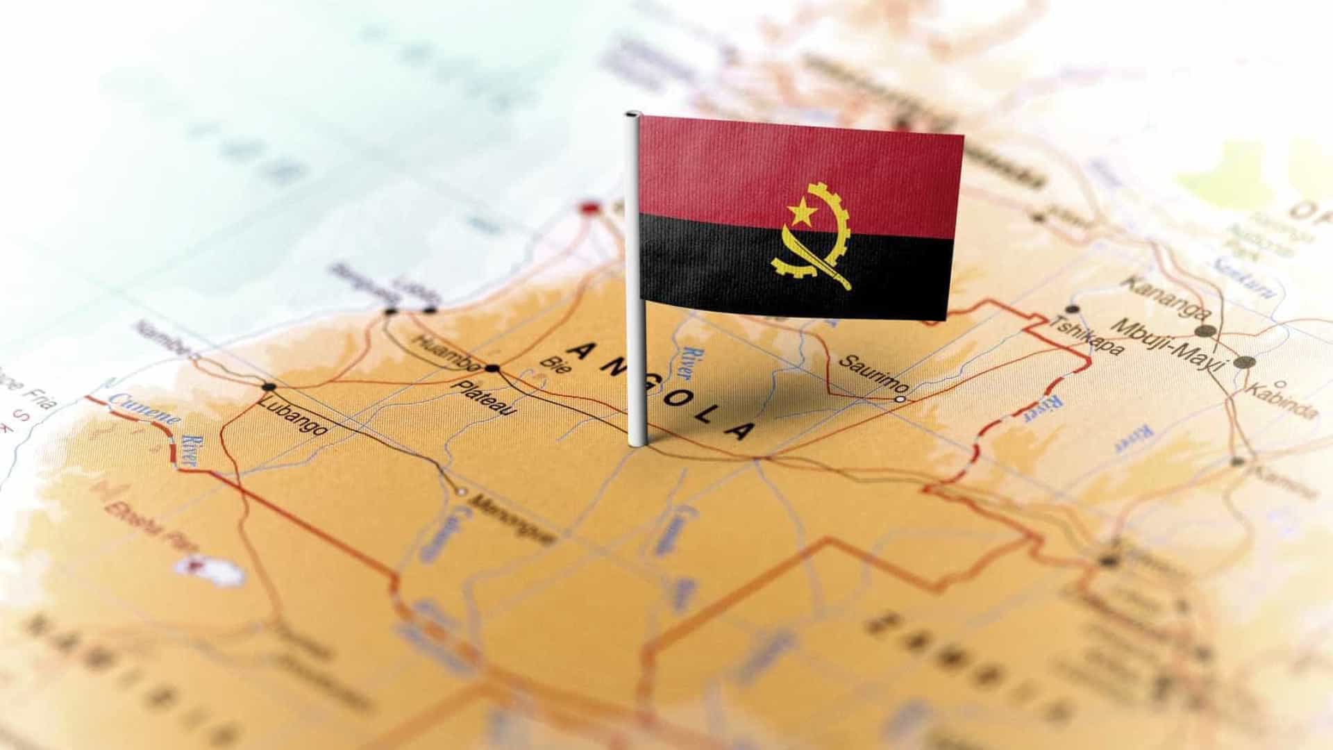 Angola celebra hoje 50 anos de independencia.jpg