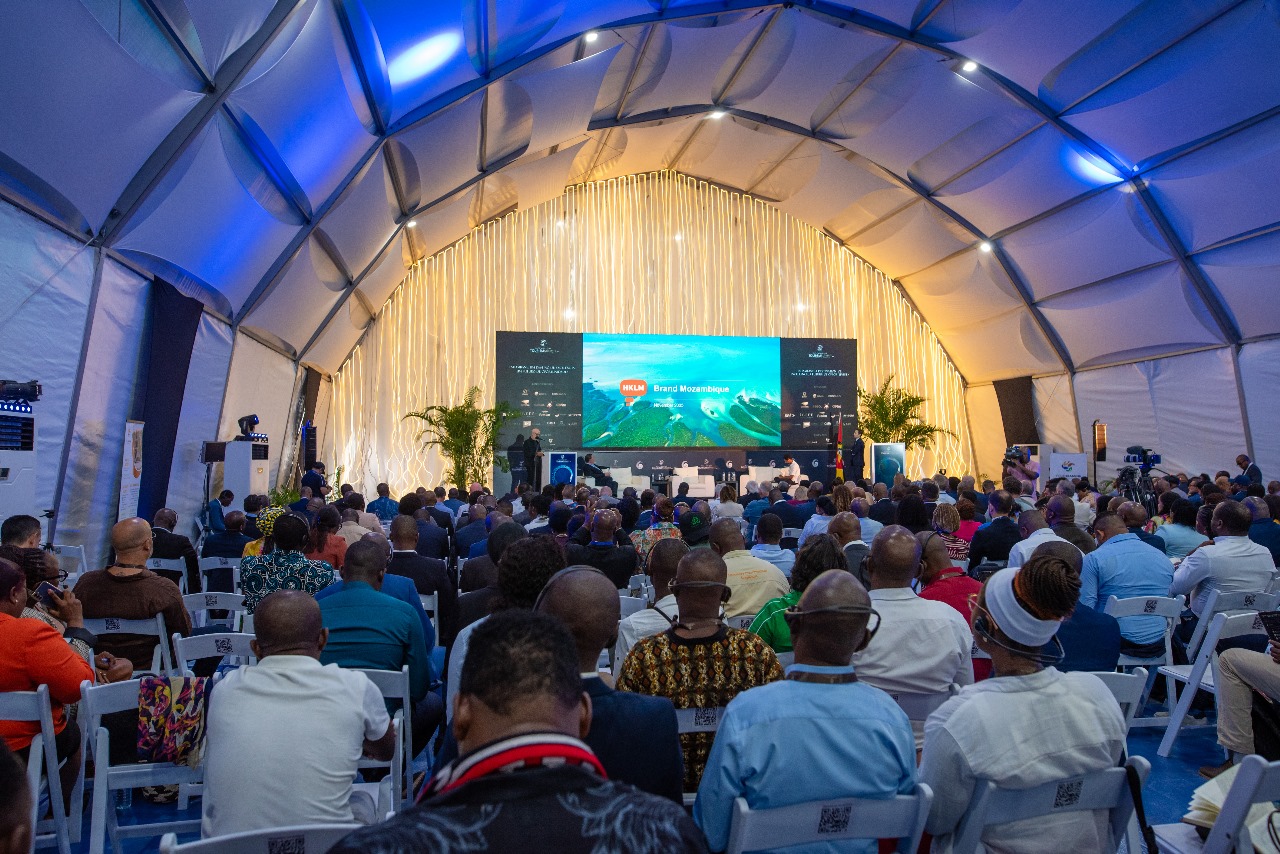 Conferencia e feira de turismo terminam esta tarde em vilankulo.jpeg