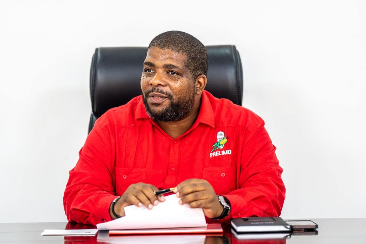 Chakil aboobacar no congresso do anc.jpg
