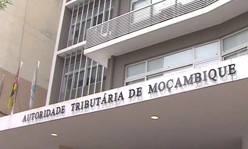 Observatorio cidadao para saude denuncia incumprimento da lei pela at.jpg