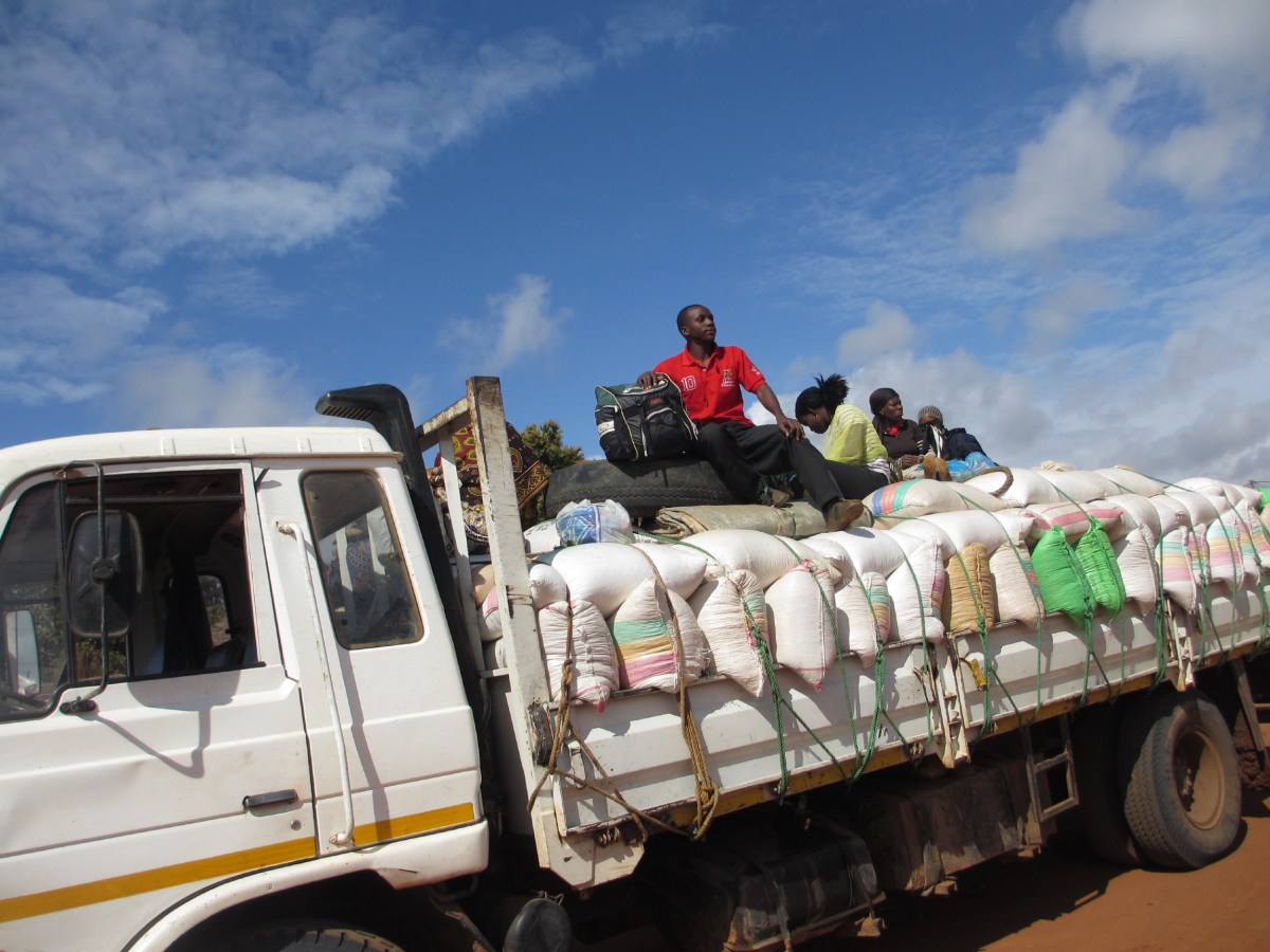 Public transport muidumbe mueda 28766075965829.jpg
