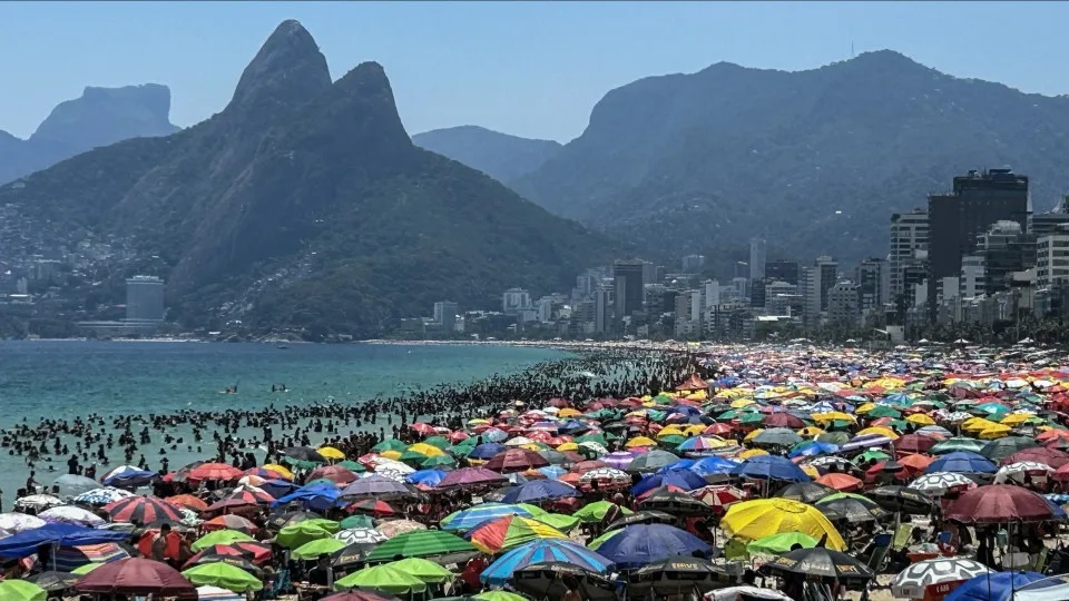 Rio de janeiro no guinness pela maior festa de passagem de.jpg