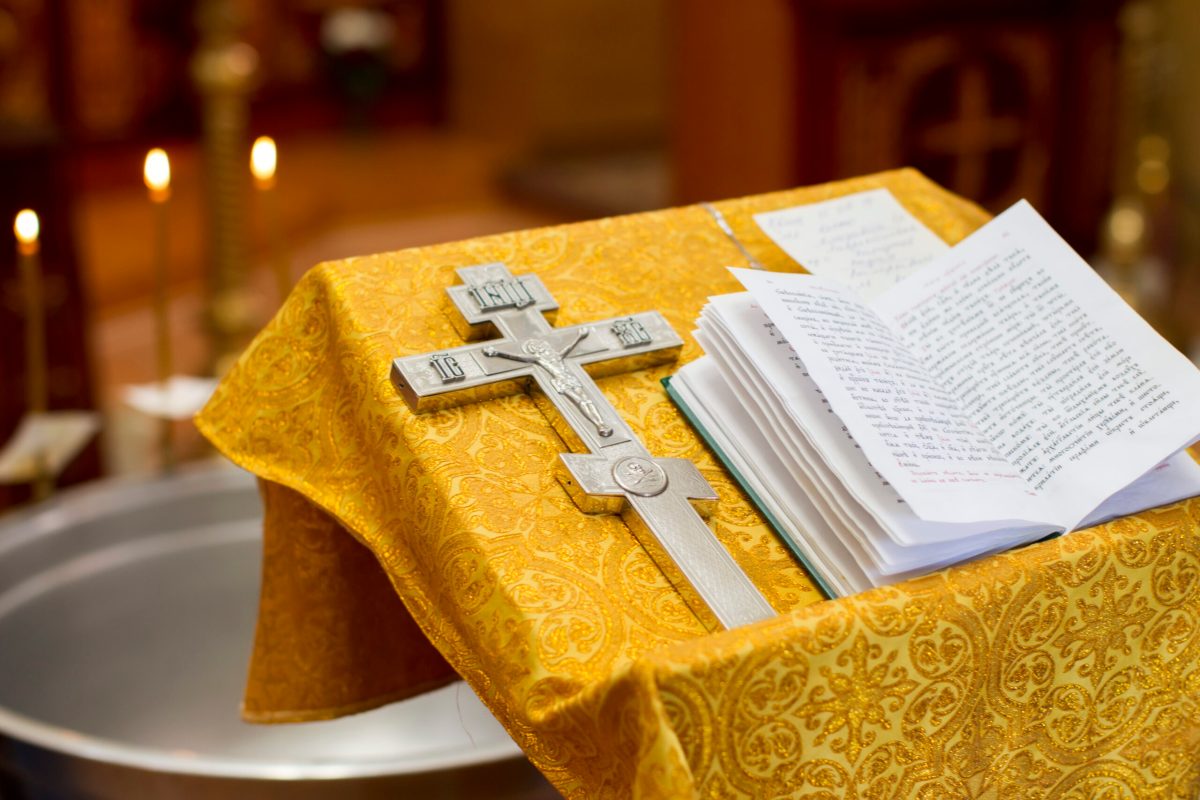 Vecteezy church cross and bible 22948970 scaled.jpg