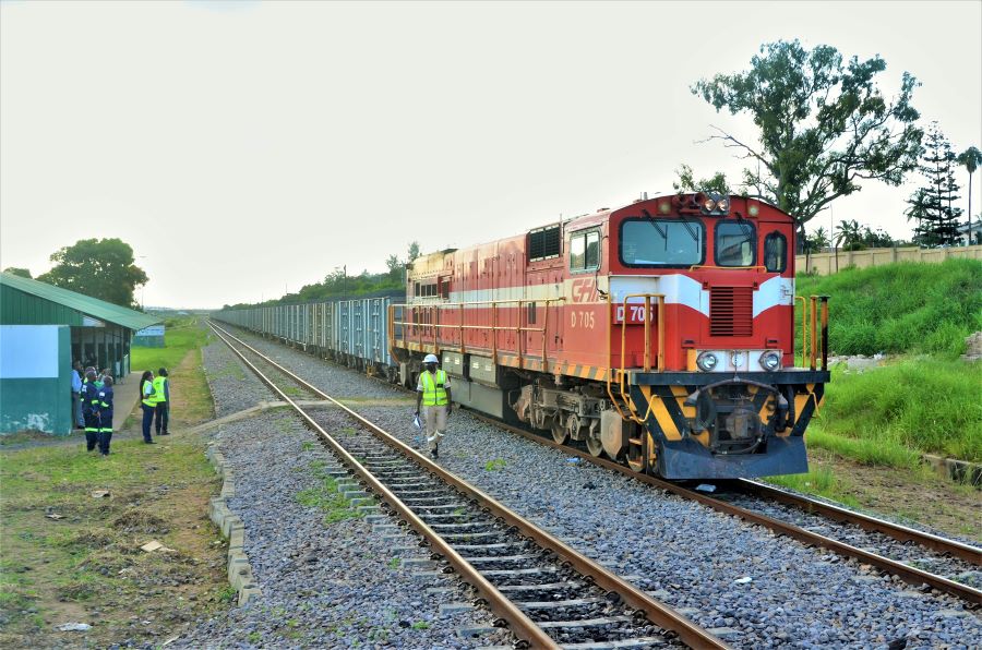Comboios retomam segunda feira na Linha de Ressano Garcia e Limpopo.jpg