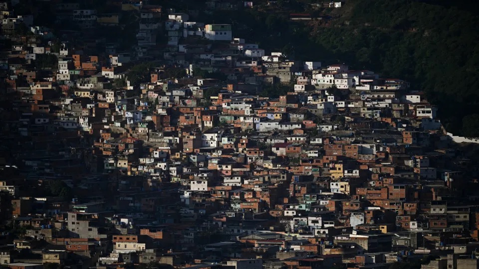 Fortes explosoes ouvidas na capital da venezuela apos ameacas dos.jpg