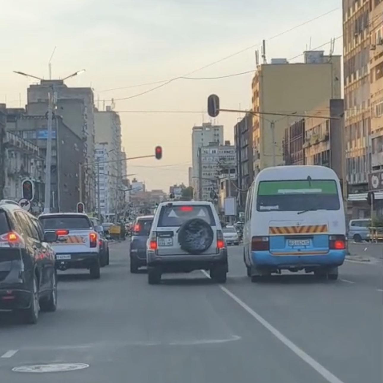 Inibido de conduzir por um ano por realizar manobras perigosas.jpg