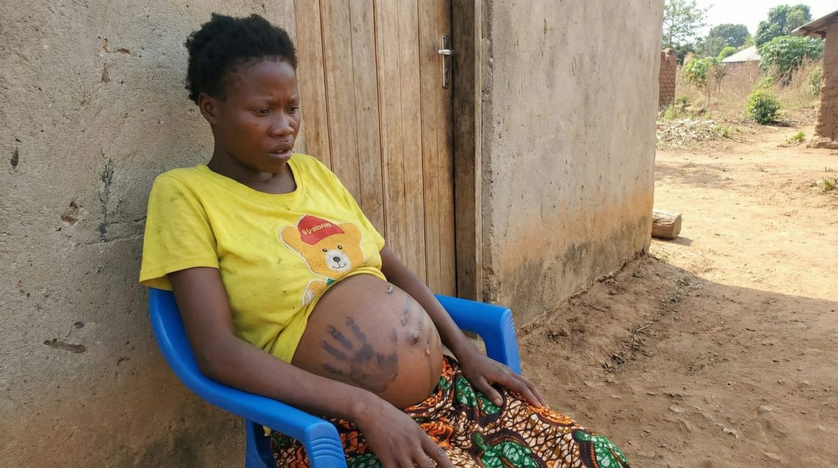 Pregnant woman wakes 2k 202601241125 scaled.jpeg
