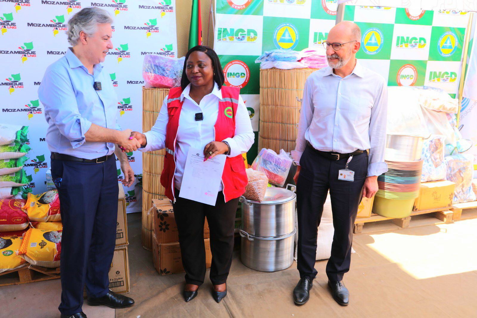 INGD recebe 90 toneladas de alimentos e 100 mil kits.jpg