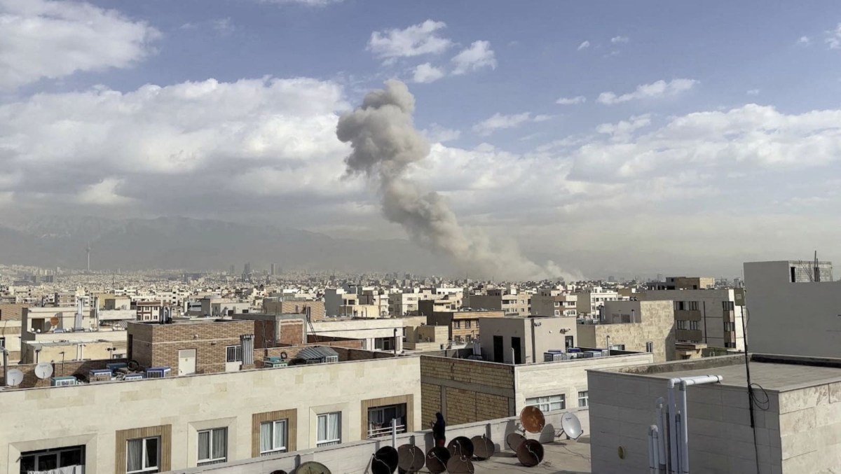 ISRAEL LANCA ATAQUE CONTRA O IRAO E PROVOCA NOVAS TENSOES.jpeg