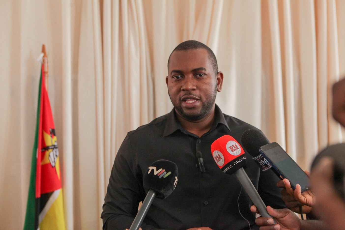 Inhambane Governador exige reforco na preparacao das comunidades contra GEZANI.jpg
