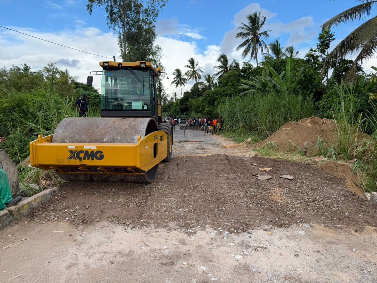 REABERTO TRANSITO NA ESTRADA QUELIMANE ZALALA APOS INTERVENCAO DE EMERGENCIA.jpeg