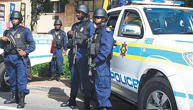 Autoridades de Mpumalanga interceptam droga e mercadoria ilicita na fronteira.jpeg