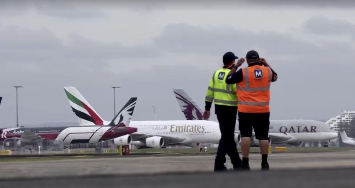CONFLITO NO IRAO AMEACA ENCARECER E PERTURBAR VIAGENS PARA O.jpg