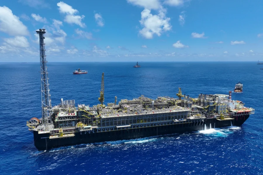 G7 recorre a reservas estrategicas de petroleo diante da alta.webp.webp.webp