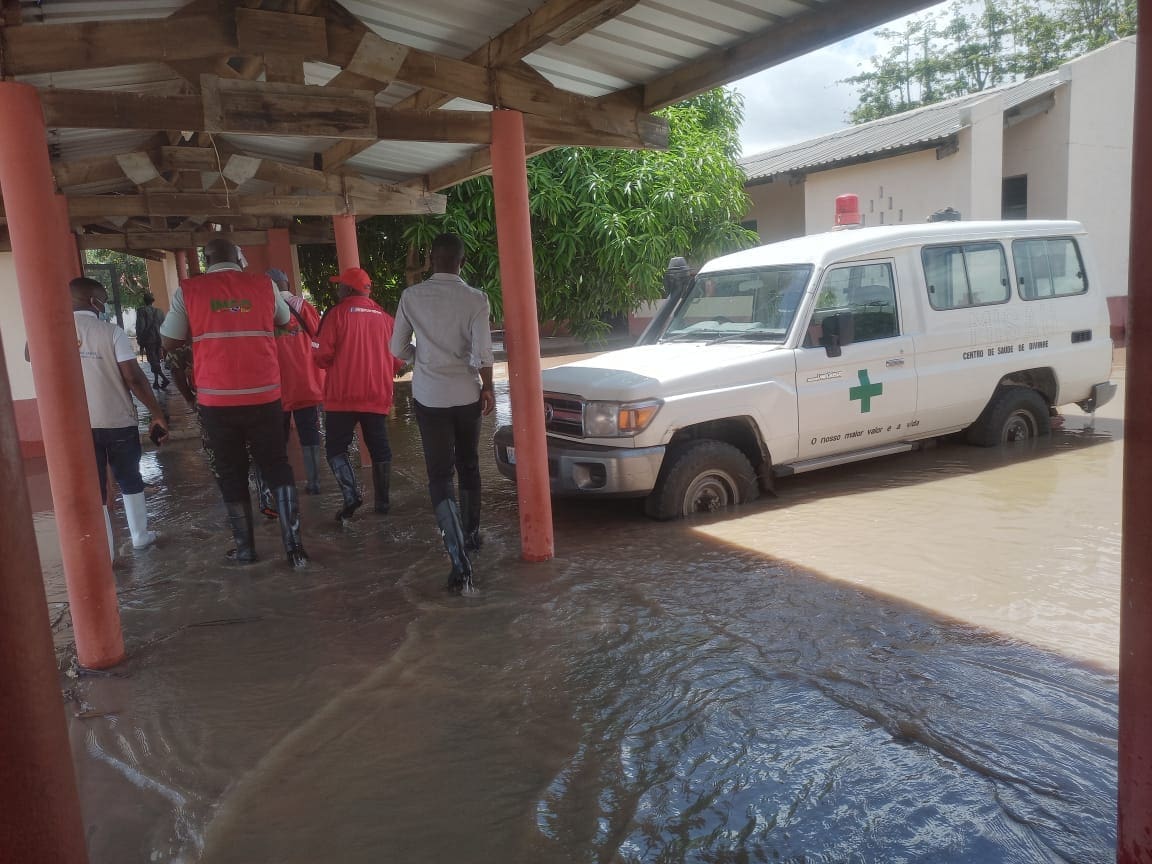 MAIS DE TRES MIL FAMILIAS EM RISCO DE INUNDACOES DEVIDO.jpeg