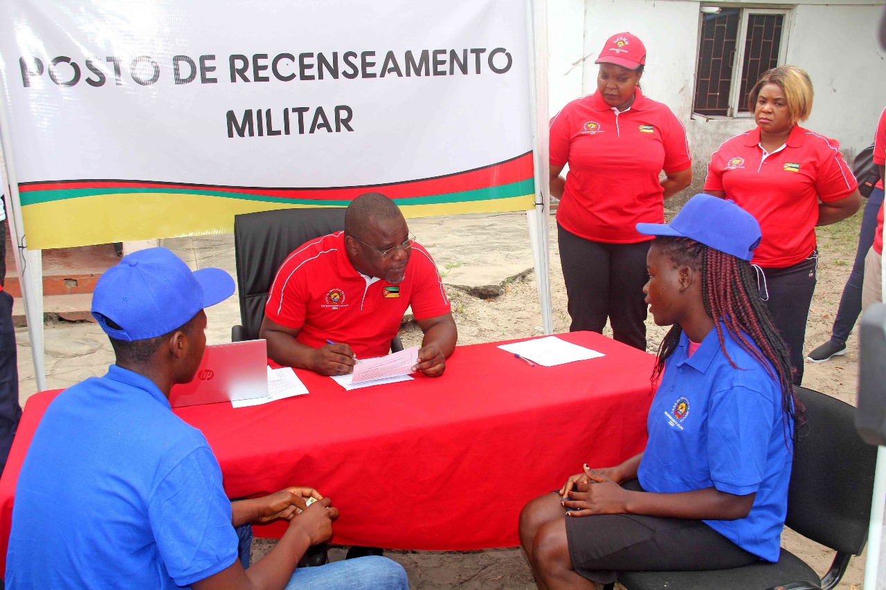 Recenseados mais de 14 mil jovens para o servico militar.jpg