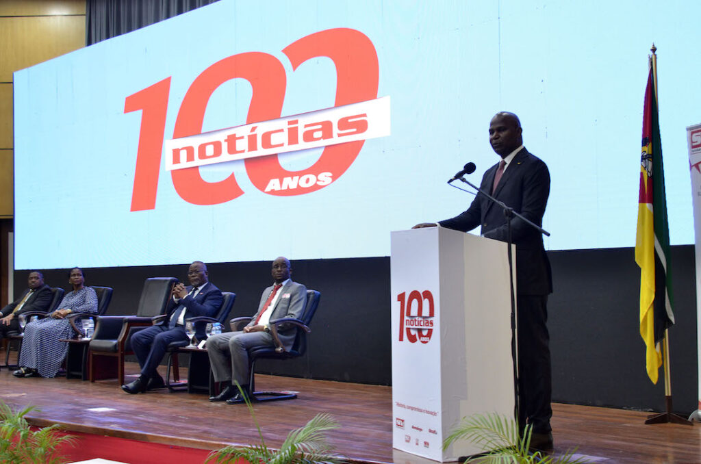 100 jornal noticias 1024x678.jpg