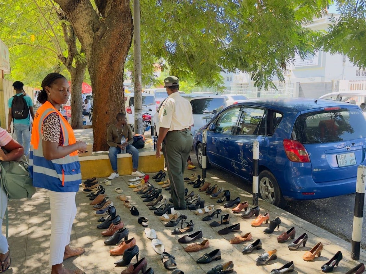 CONSELHO MUNICIPAL DE MAPUTO SENSIBILIZA INFORMAIS PARA ABANDONO VOLUNTARIO DOS PASSEIOS E.jpeg