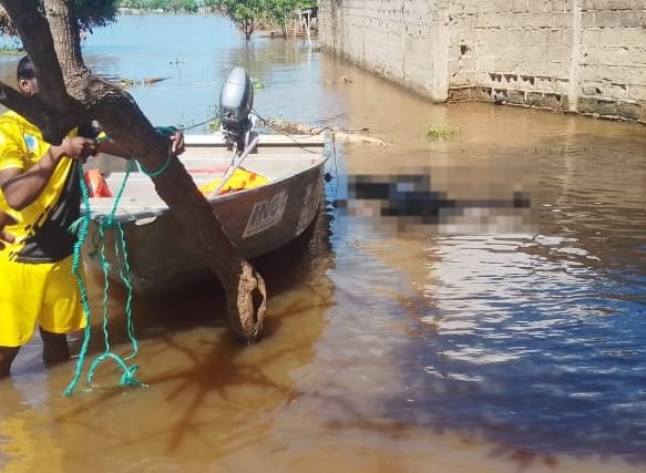 ENCONTRADO CORPO DE HOMEM ARRASTADO PELAS AGUAS NO RIO NGULUZANE.jpeg