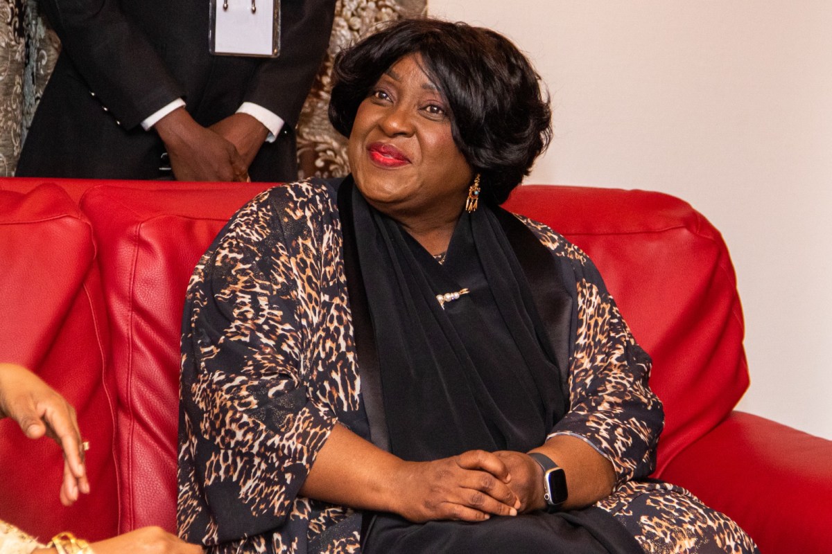 ISAURA NYUSI 1.jpg